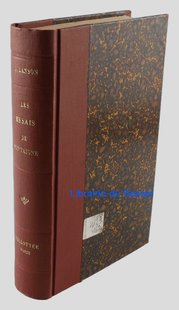 Livre moderne : Les essais de Montaigne - Édition originale